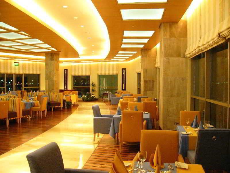 Marina Hotel Kuwait Salmiya Exterior foto