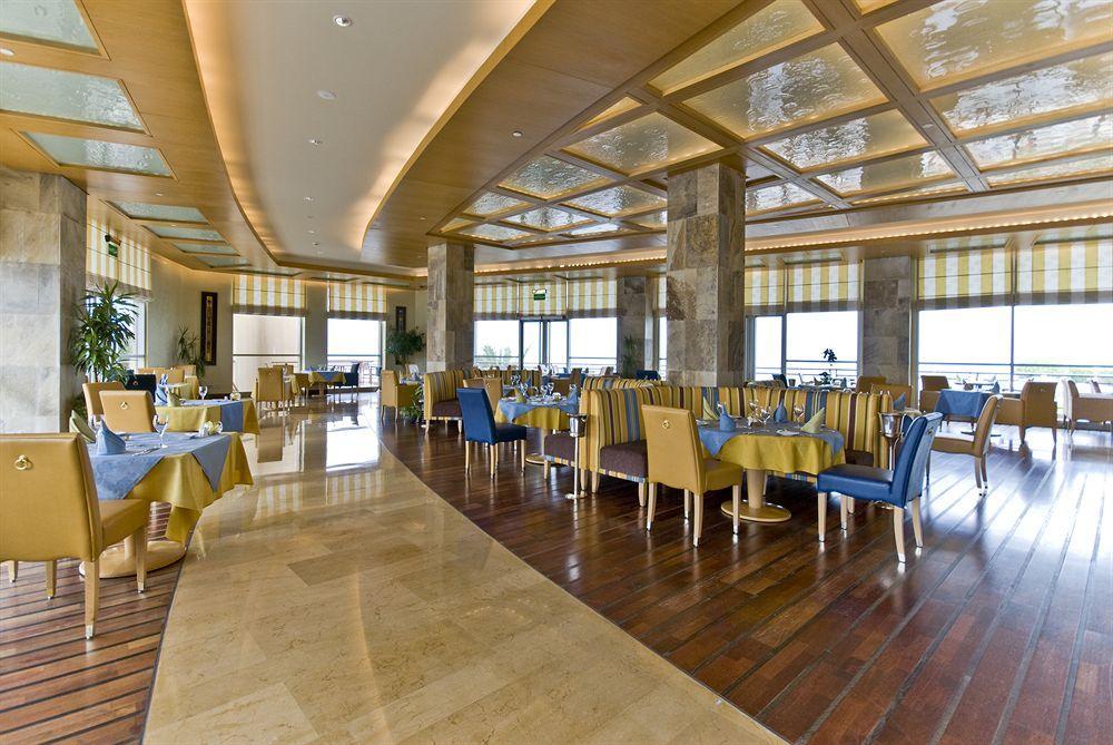 Marina Hotel Kuwait Salmiya Exterior foto