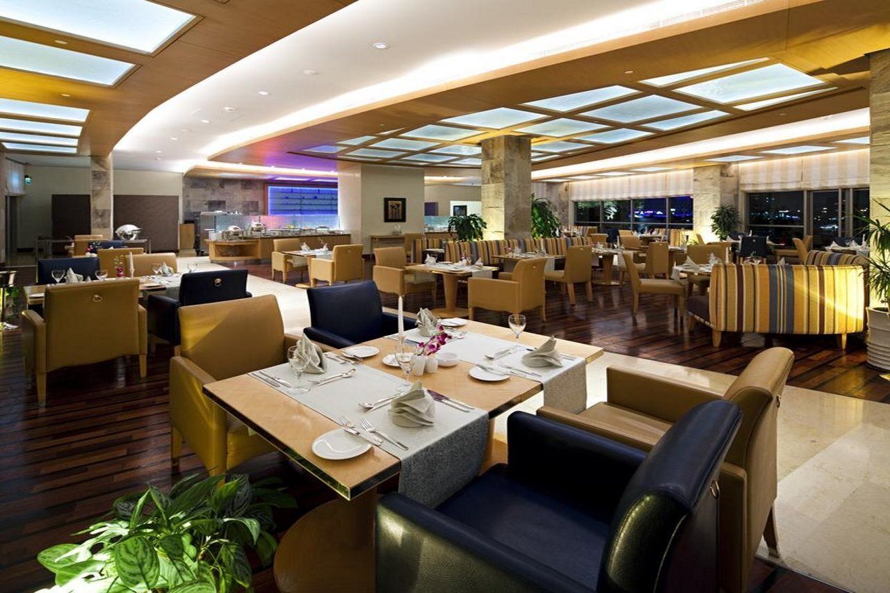 Marina Hotel Kuwait Salmiya Exterior foto